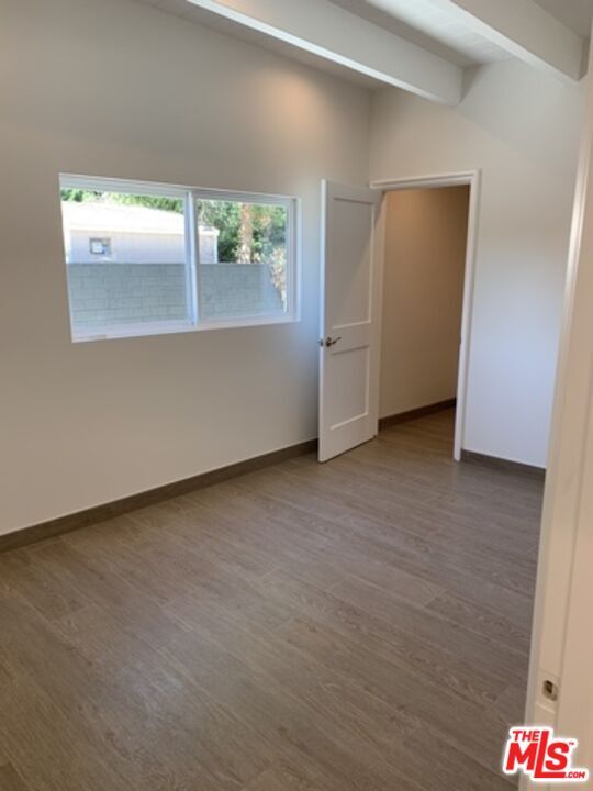 Building Photo - 9252 Balcom Ave