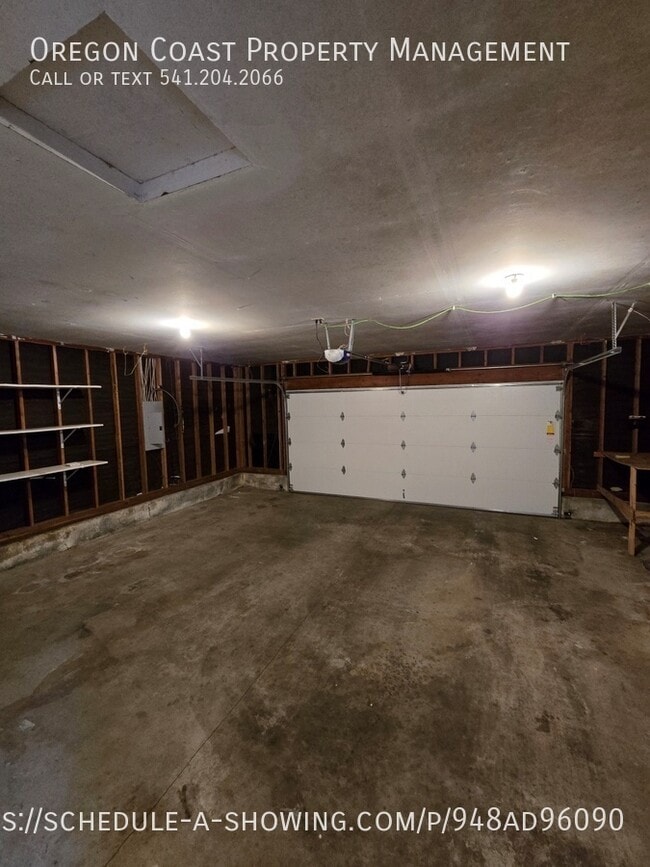Building Photo - 765 SE Bird Ave