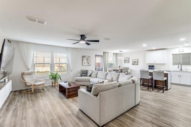 Building Photo - 14033 Gaskin St