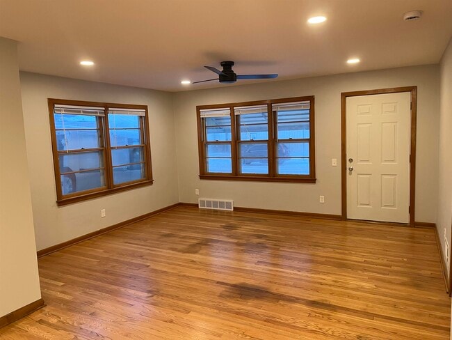 Building Photo - 1417 Beld St