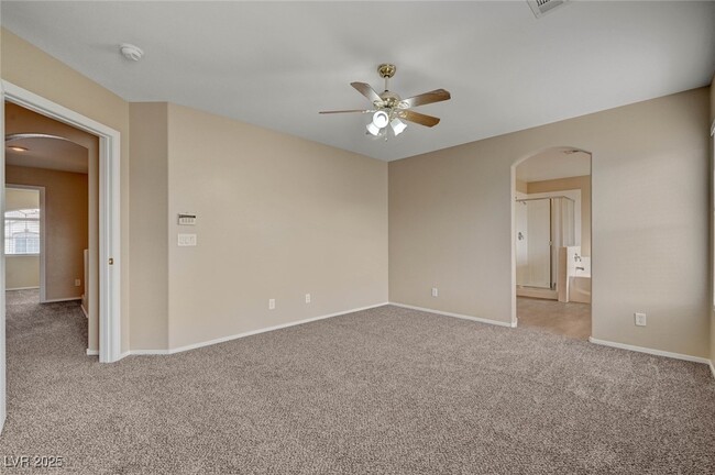 Building Photo - 893 Dancing Vines Ave