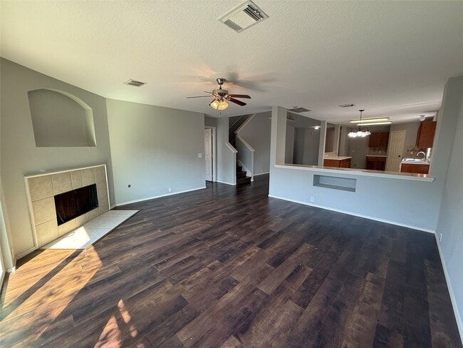 Building Photo - 4822 Russet Trail Ct