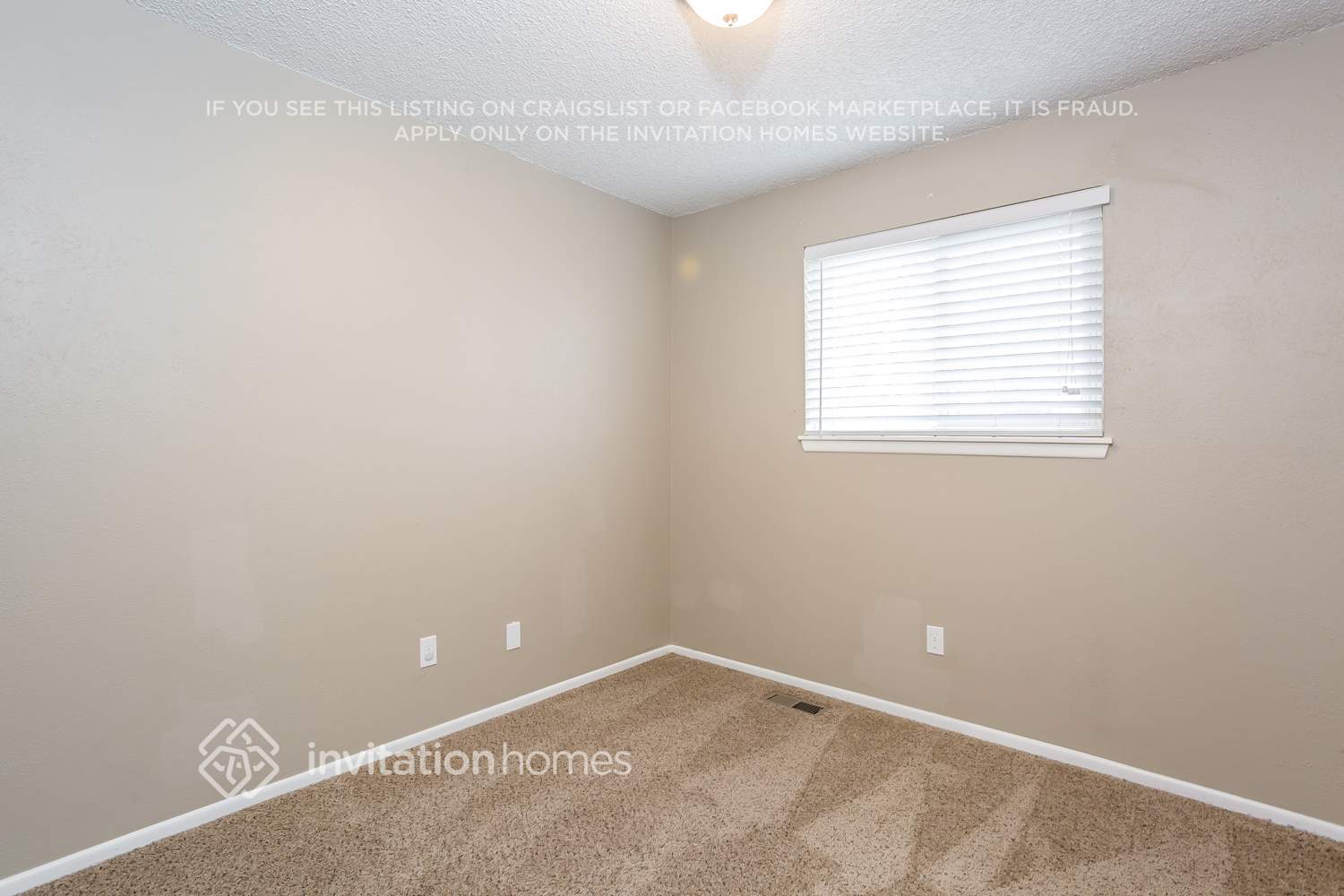 Building Photo - 19064 E Eastman Ave