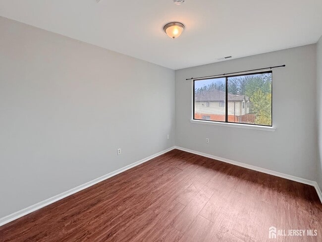 Building Photo - 3908 Birchwood Ct