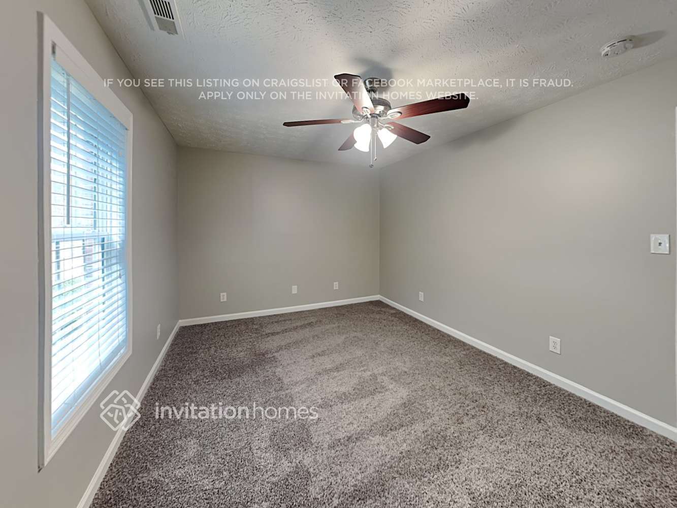Building Photo - 472 Freedom Dr