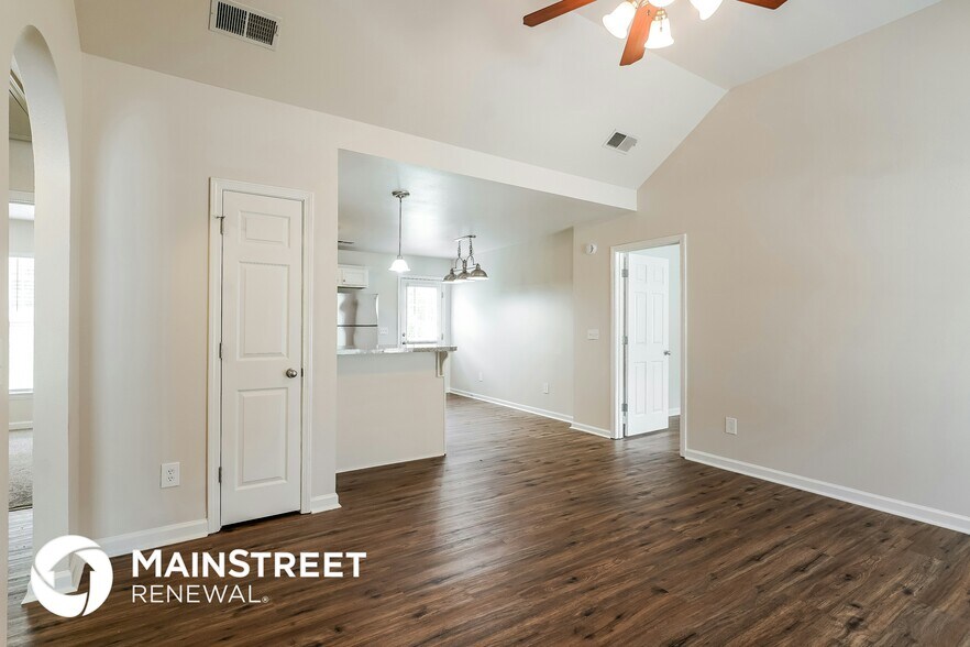 Building Photo - 181 Reese Dr