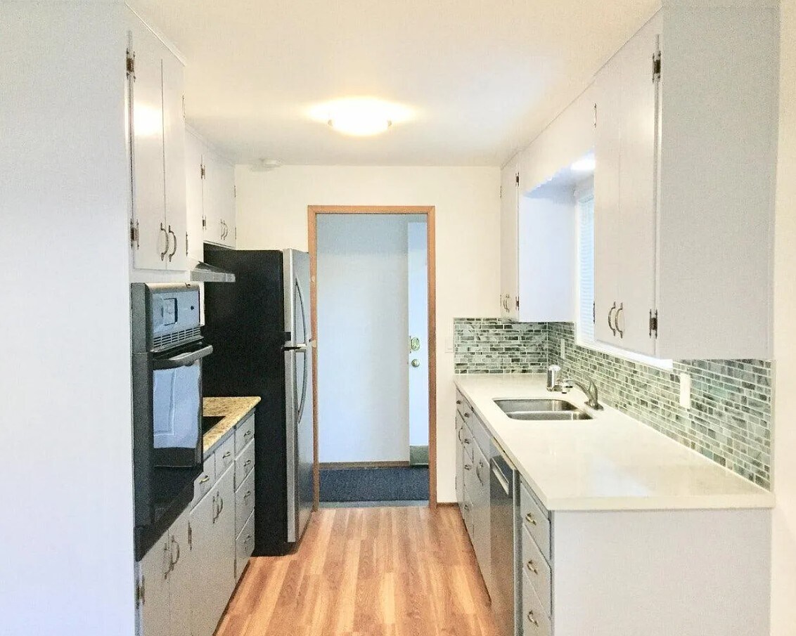 Building Photo - 5245 120th Ave SE