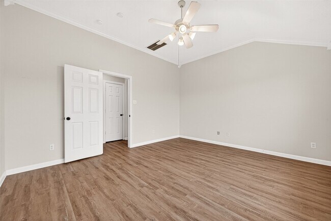 Building Photo - 5517 Autumn Ash Ln
