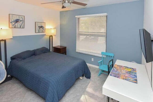 Building Photo - 108 Sherwood Cir