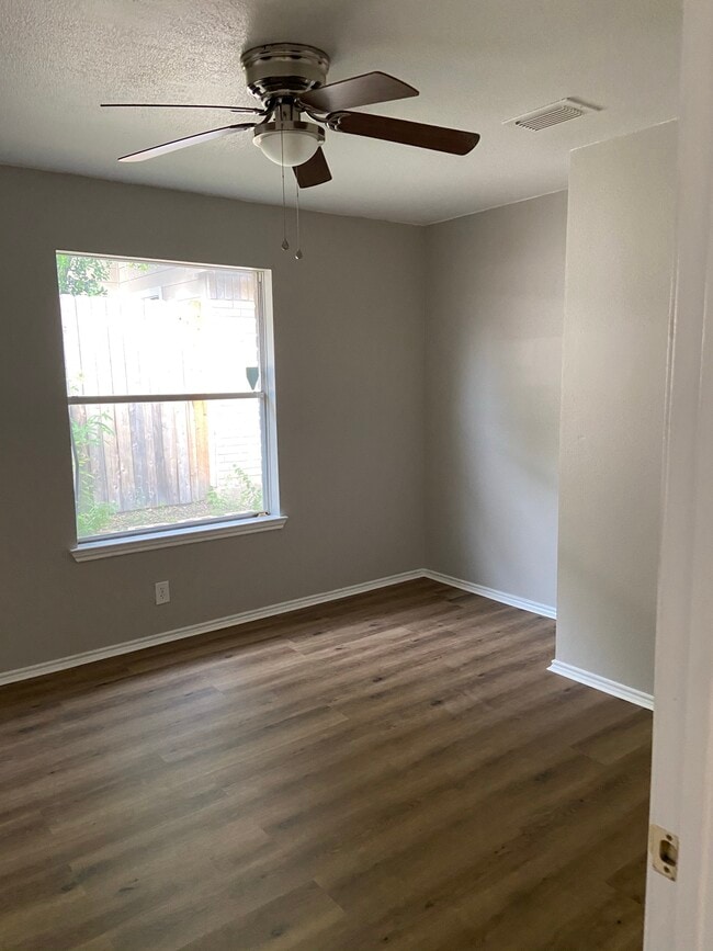 Building Photo - 6130 Crab Orchard