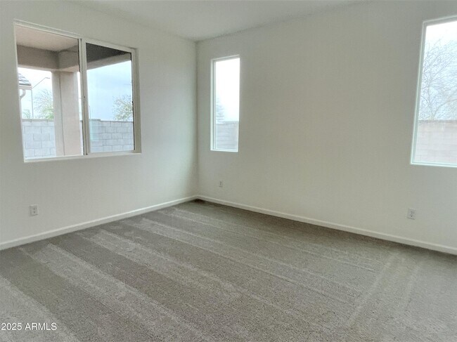 Building Photo - 13233 W Buckskin Trl