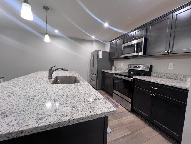 Building Photo - 1258 Slate Ct