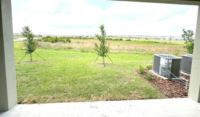 Building Photo - 32037 Spiceberry St