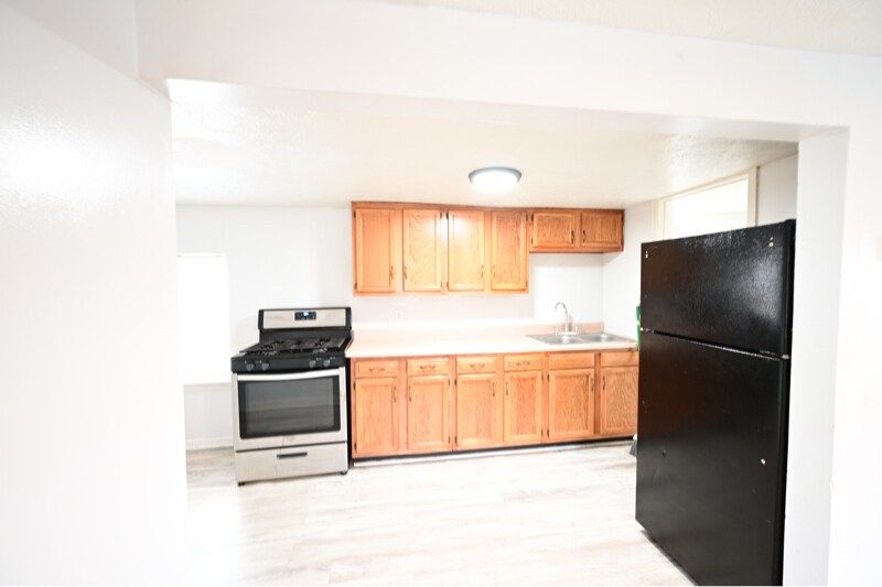 Building Photo - 1901 Neville Dr