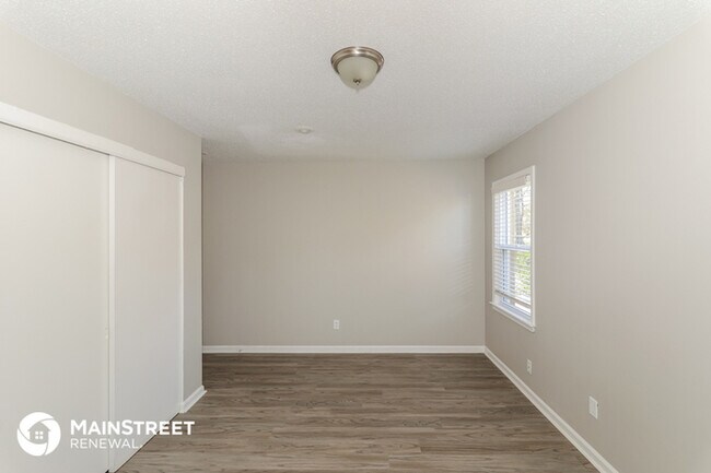 Building Photo - 5826 Pebble Beach Ave