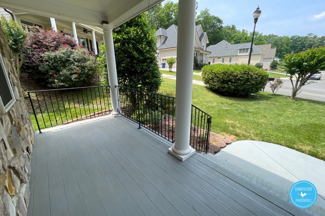 Building Photo - 8105 Last Oak Ct