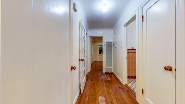 Building Photo - PURE Property Management -  Charming 2BR/1...