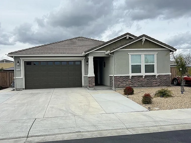 Building Photo - 630 Golden Violet Way