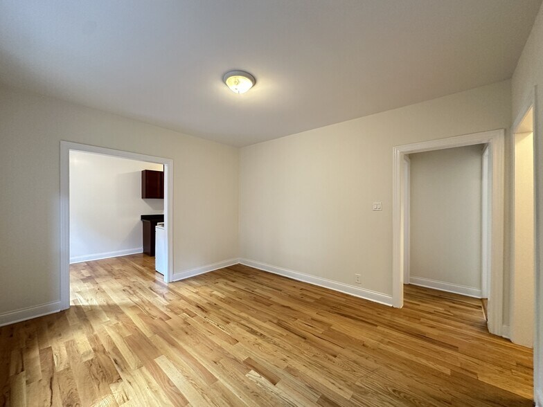 Building Photo - 3828.5 N Fremont St