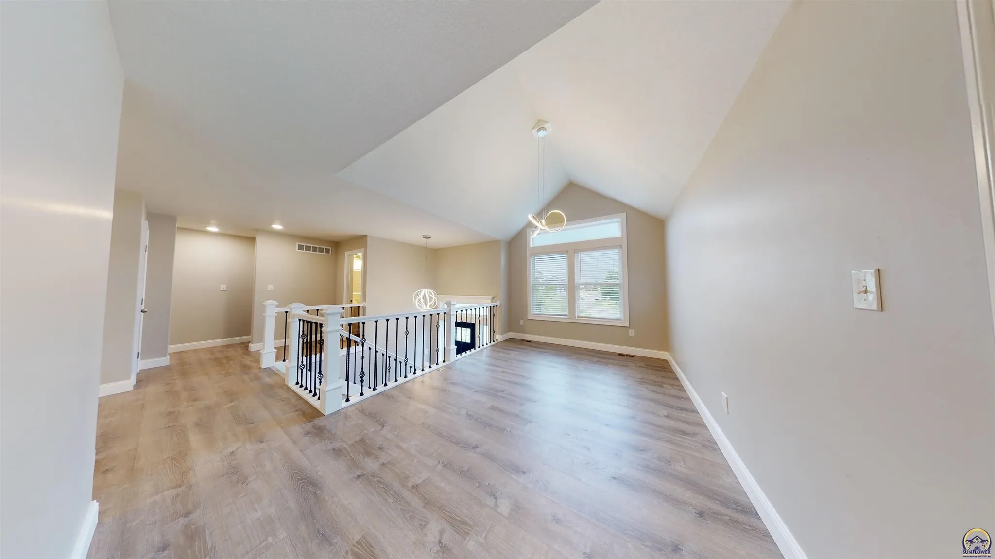 Building Photo - 3755 SW Summerfield Dr
