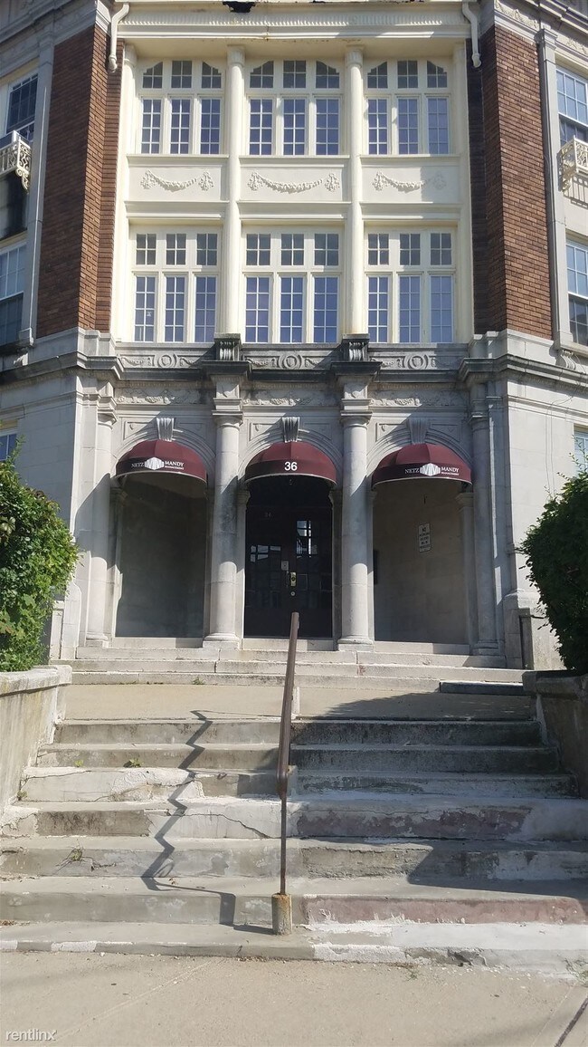 Building Photo - 36 Derby Ave