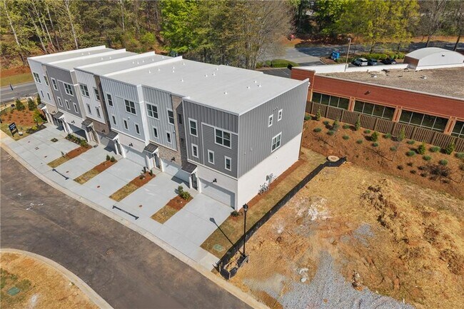 Building Photo - 3571 Overlook Rd NW