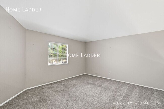 Building Photo - 514 S Marina Dr