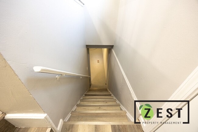 Building Photo - 3 BD 1 BA HOME AVAILABLE NOW! 1,300 Monthly