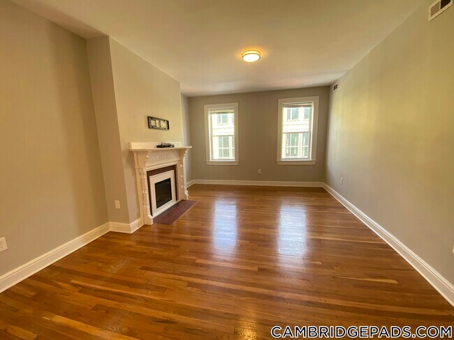 Building Photo - 20 JFK St.