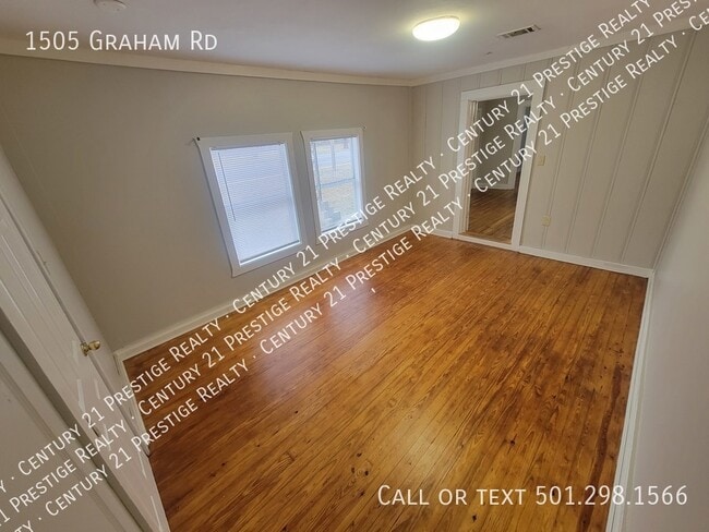 Building Photo - 1505 Graham Rd