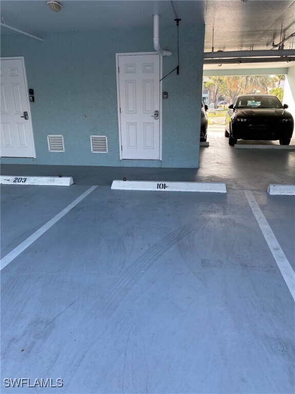 Building Photo - 6691 Estero Blvd