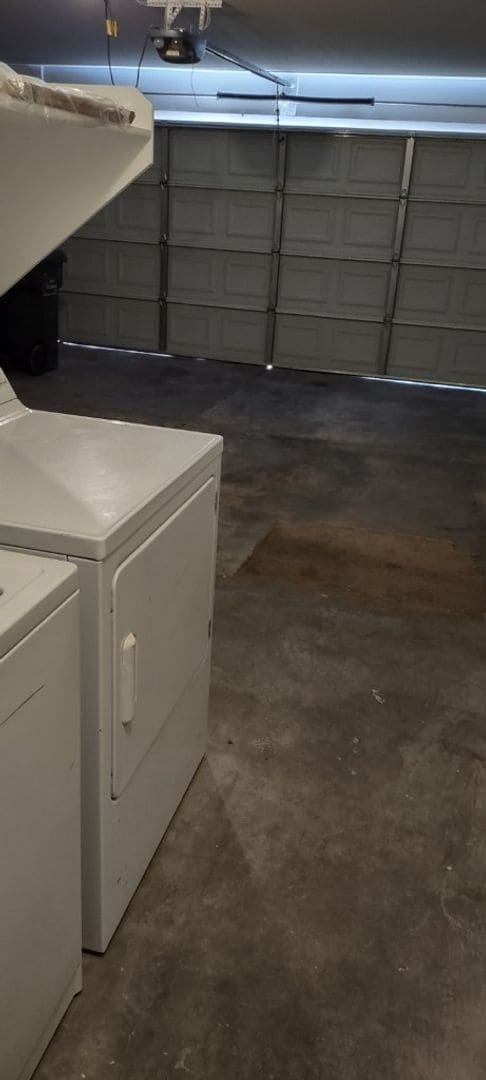 Building Photo - BEAUTIFUL HOUSE IN EL MIRAGE! NO HOA!!