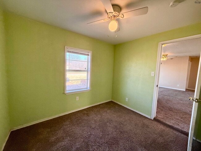 Building Photo - 3013 Lavell Ave