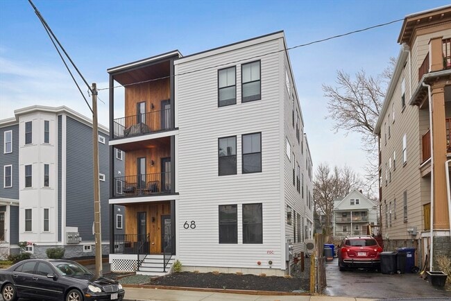 Building Photo - 68 Armandine St