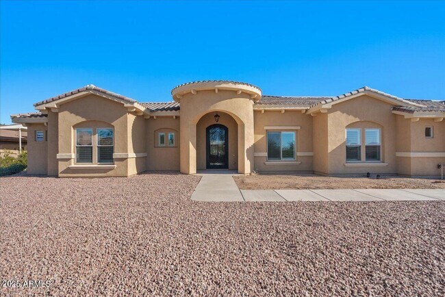 Building Photo - 3117 N 77th St