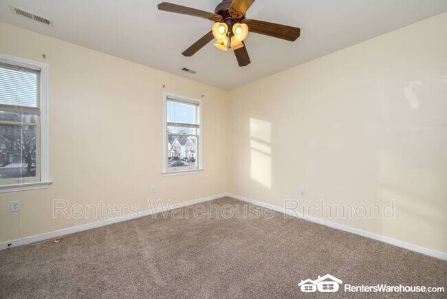 Building Photo - 7029 Pine Orchard Ct