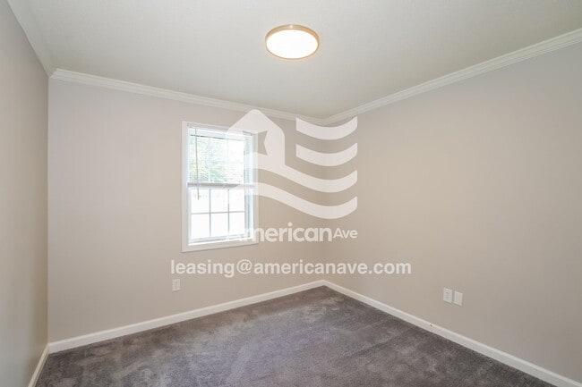 Building Photo - 2227 Cassell St