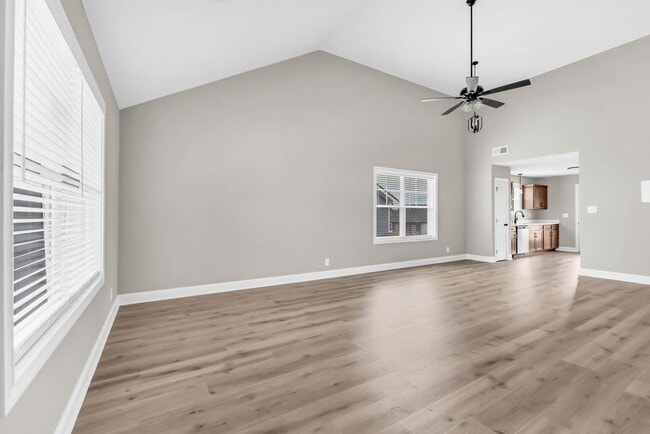 Building Photo - 178 Brenda Dr
