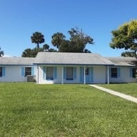 Building Photo - 313 Church St