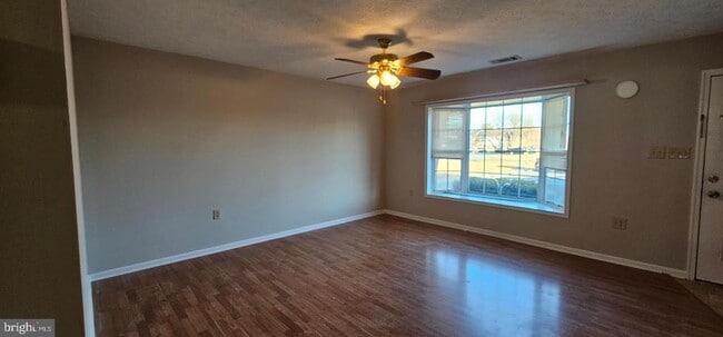 Building Photo - 225 Nottoway Dr