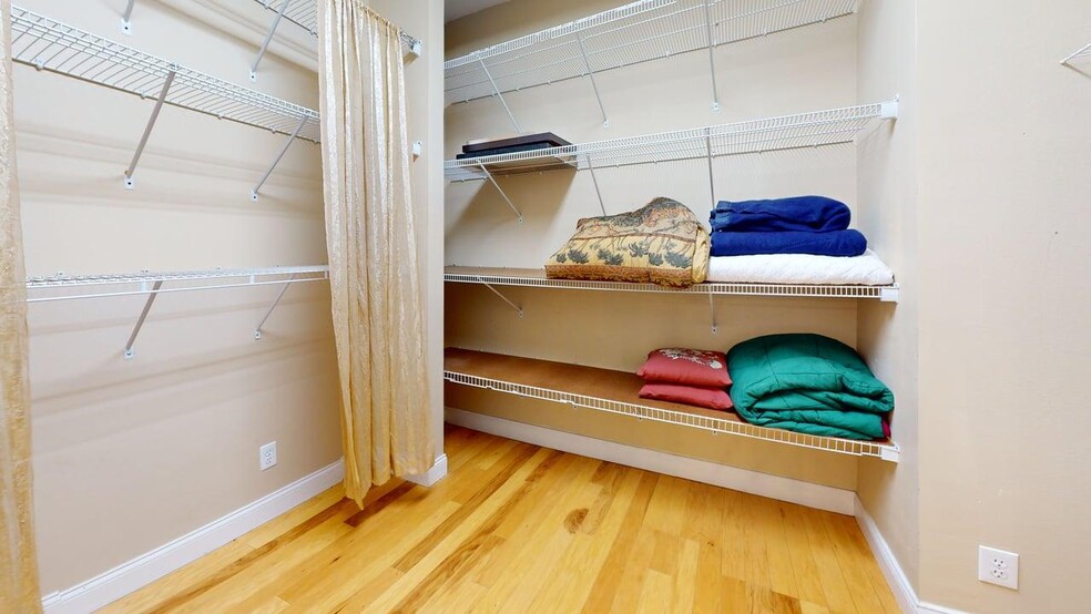 Building Photo - 720 Keaton Pky