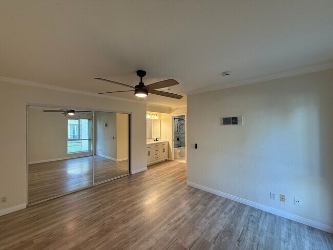 Building Photo - Charming 2-Bed/2-Bath Condo in Gated Forest Glen Community