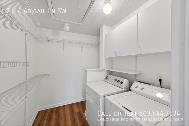 Building Photo - 2114 Abigail Ln SW