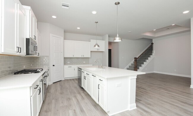 Building Photo - 15106 Armadillo Lookout Trail