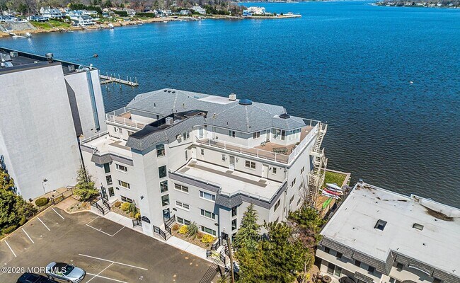 Building Photo - 138 Bodman Pl