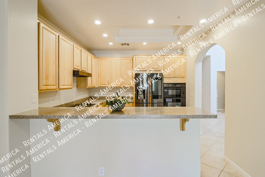 Building Photo - 20802 N Grayhawk Dr