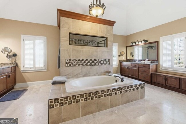 Building Photo - 200 Azalea Cove Ln