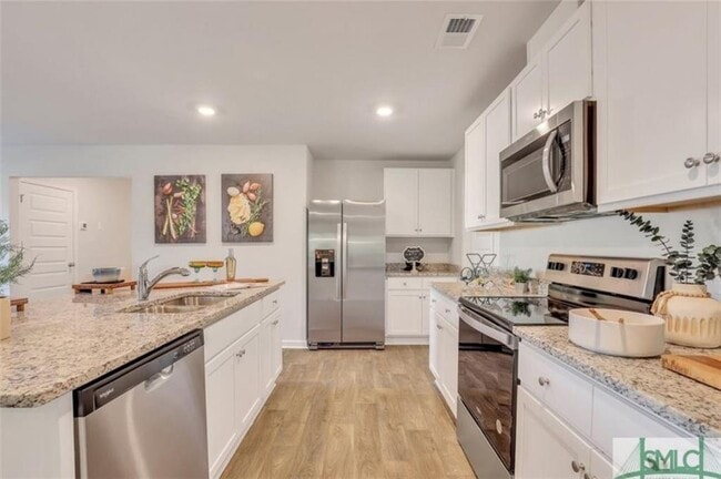 Building Photo - 477 Coconut Dr