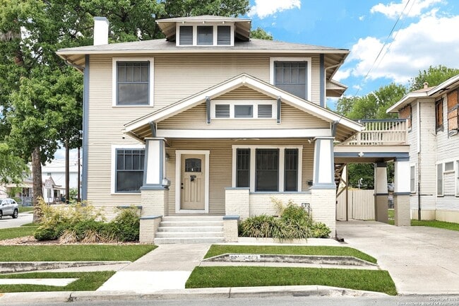 Primary Photo - 903 E Euclid Ave