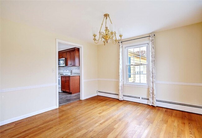 Building Photo - 12 Whalen Dr